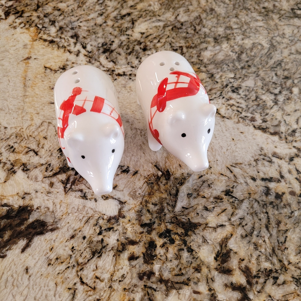 Adorable Red and White Pig Salt and Pepper Shakers